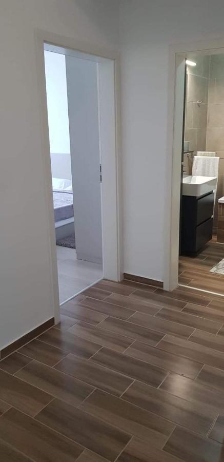 Apartament modern Ioan Popasu Apartment Brasov Bagian luar foto
